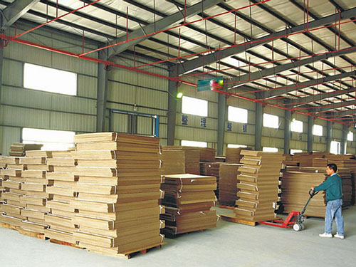 紙箱部分材料(liao)存放區